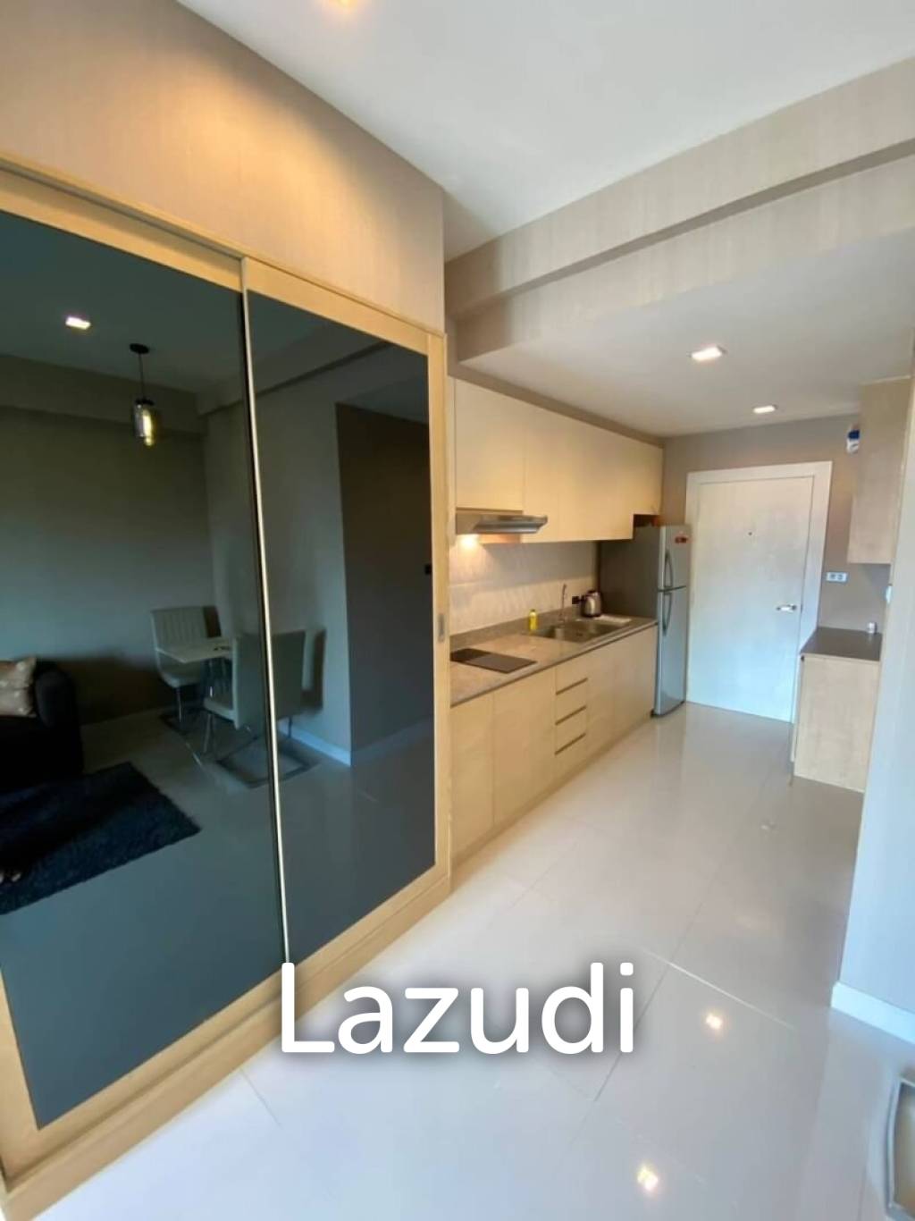 1 Bedroom 1 Bathroom 36 Sqm.Royal Beach Condo.