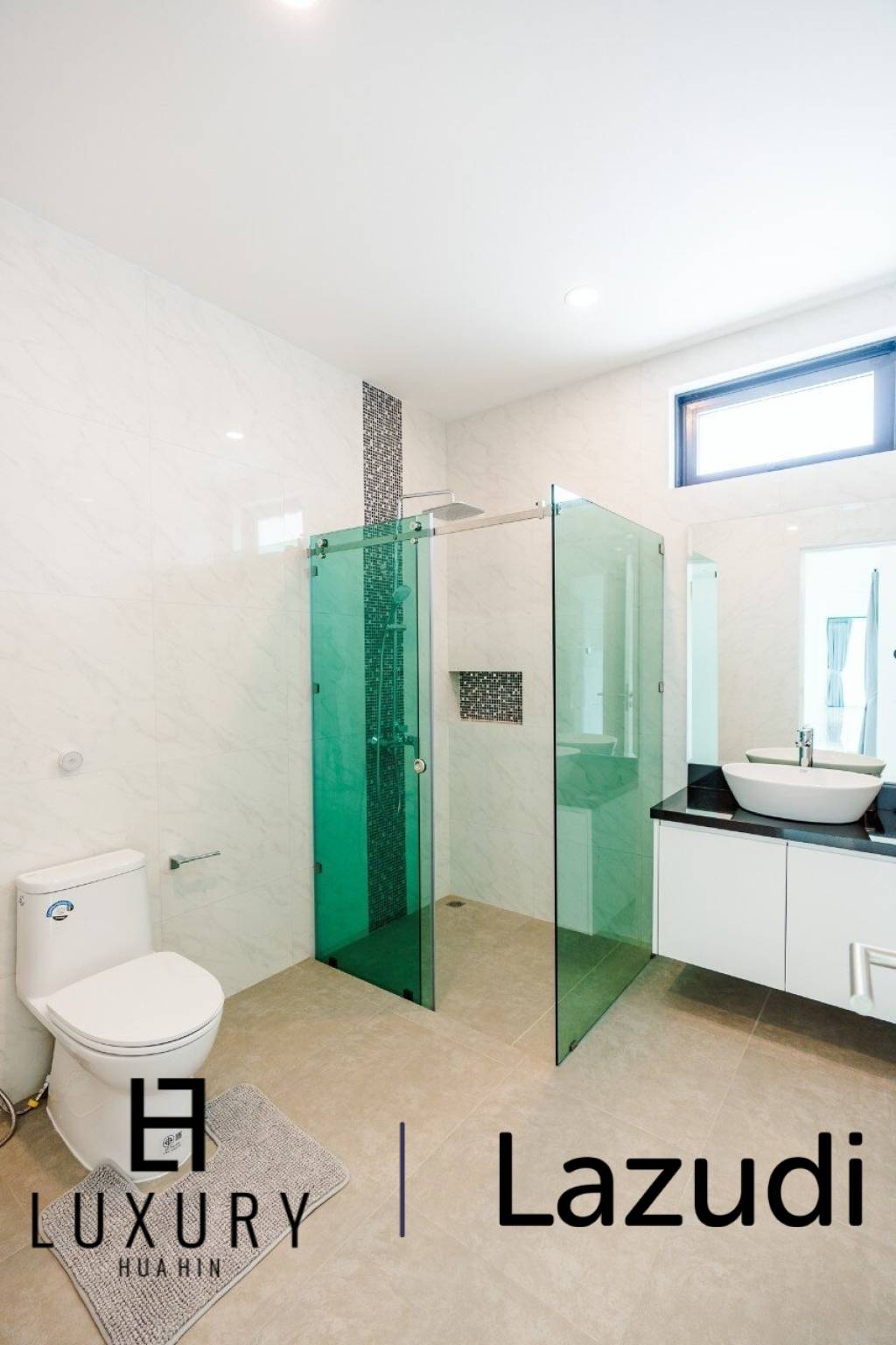 763 metro cuadrado 3 ` 2 Baño Villa de Venta