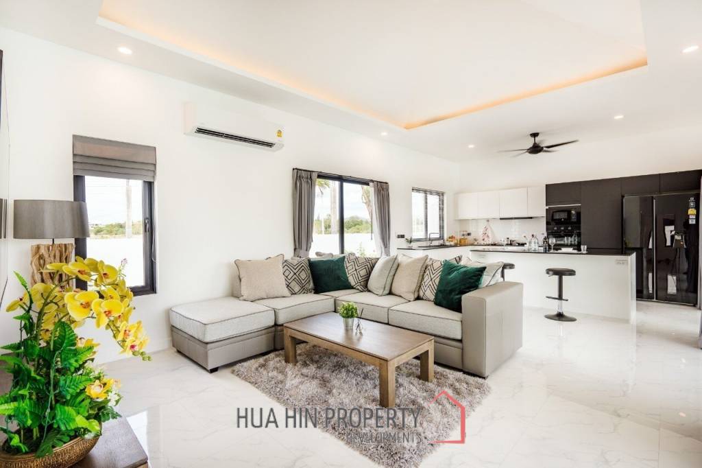 3 Bed 2 Bath 256 SQ.M  Botanica Hua Hin