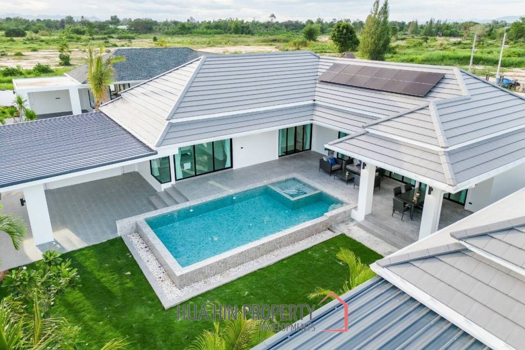 3 Bed 3 Bath 221 SQ.M  Botanica Hua Hin