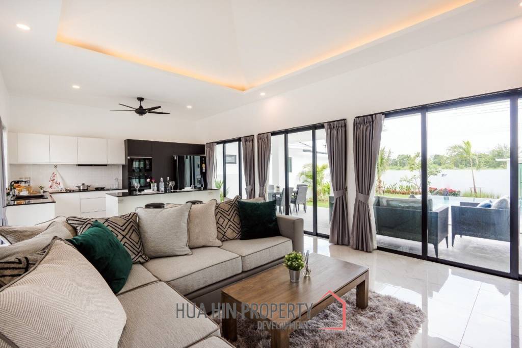 3 Bed 3 Bath 221 SQ.M  Botanica Hua Hin