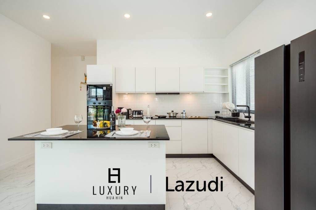 Contemporary 3-Bed Villa in Hua Hin