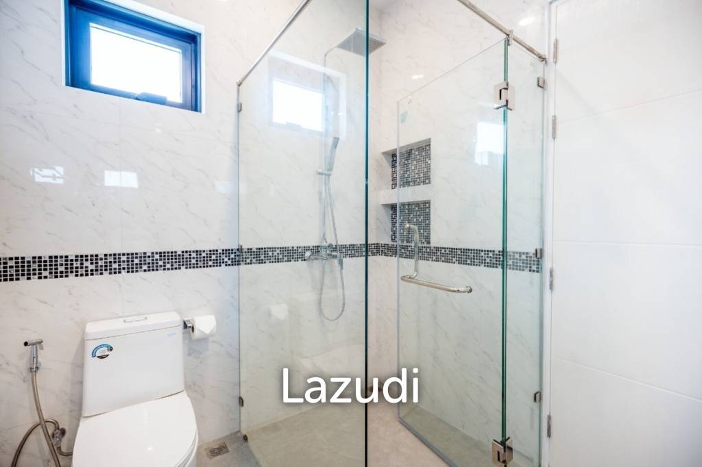 Contemporary 3-Bed Villa in Hua Hin