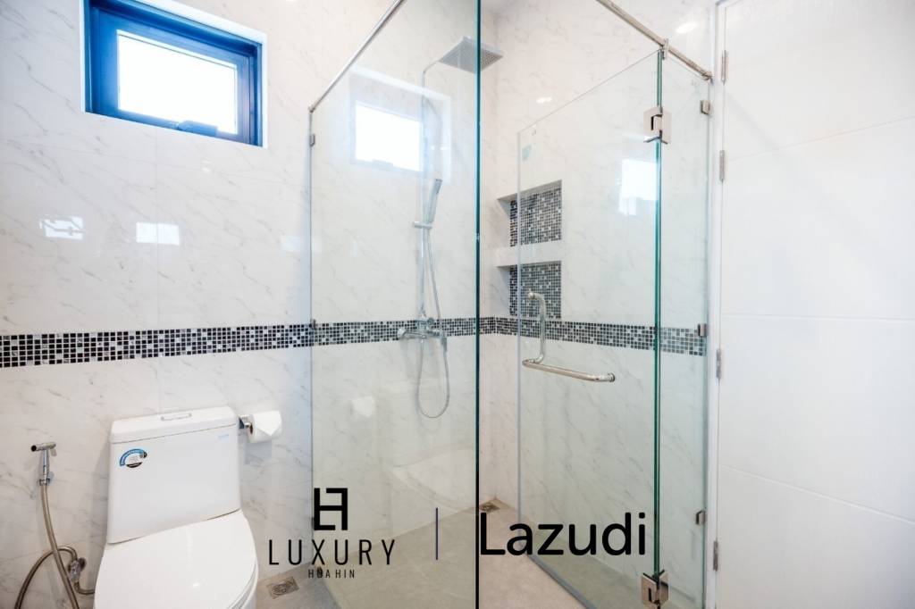 Contemporary 3-Bed Villa in Hua Hin