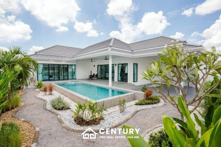Contemporary 3-Bed Villa in Hua Hin