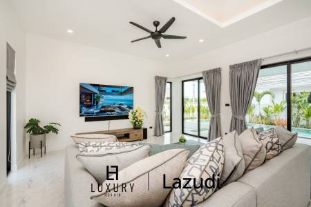 Contemporary 3-Bed Villa in Hua Hin