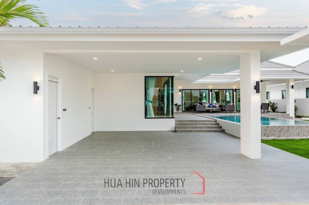 3 Bed 3 Bath  221 SQ.M Botanica Hua Hin