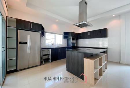 GOLD A: 4 Bedroom Pool Villa for sale