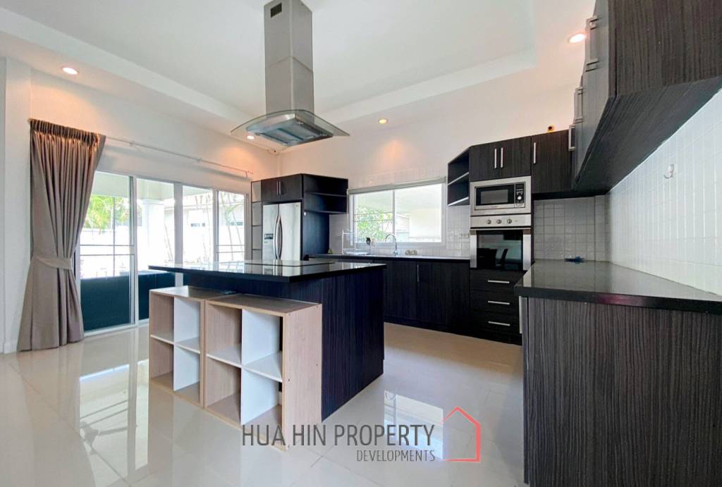 GOLD A: 4 Bedroom Pool Villa for sale