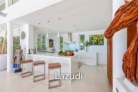One-of-a-Kind Ultra Luxury Villa on Southeast Coast