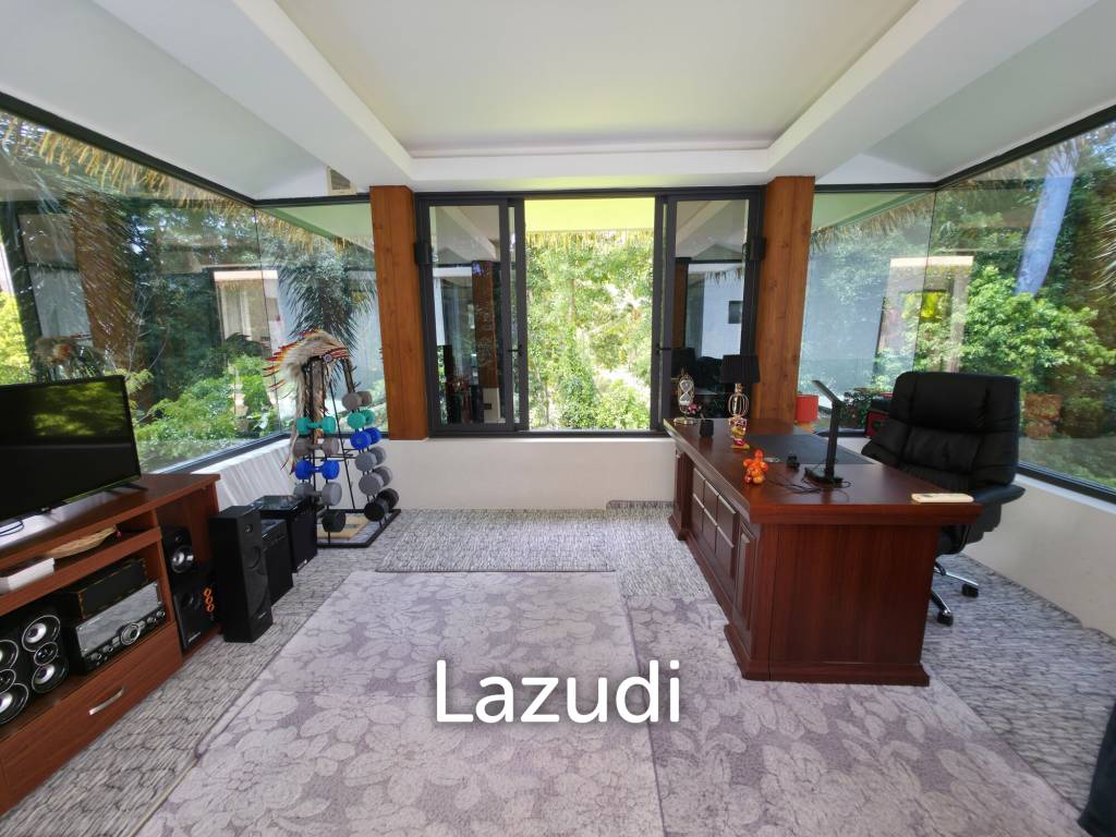 Hot Priced 3+1 Bed Bali Style Villa in Mae Nam