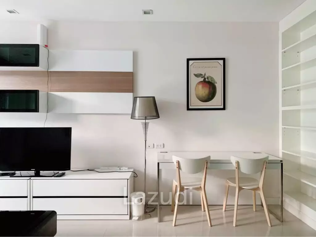 1 Bedroom 1 Bathroom 50 SQ.M O2 Hip