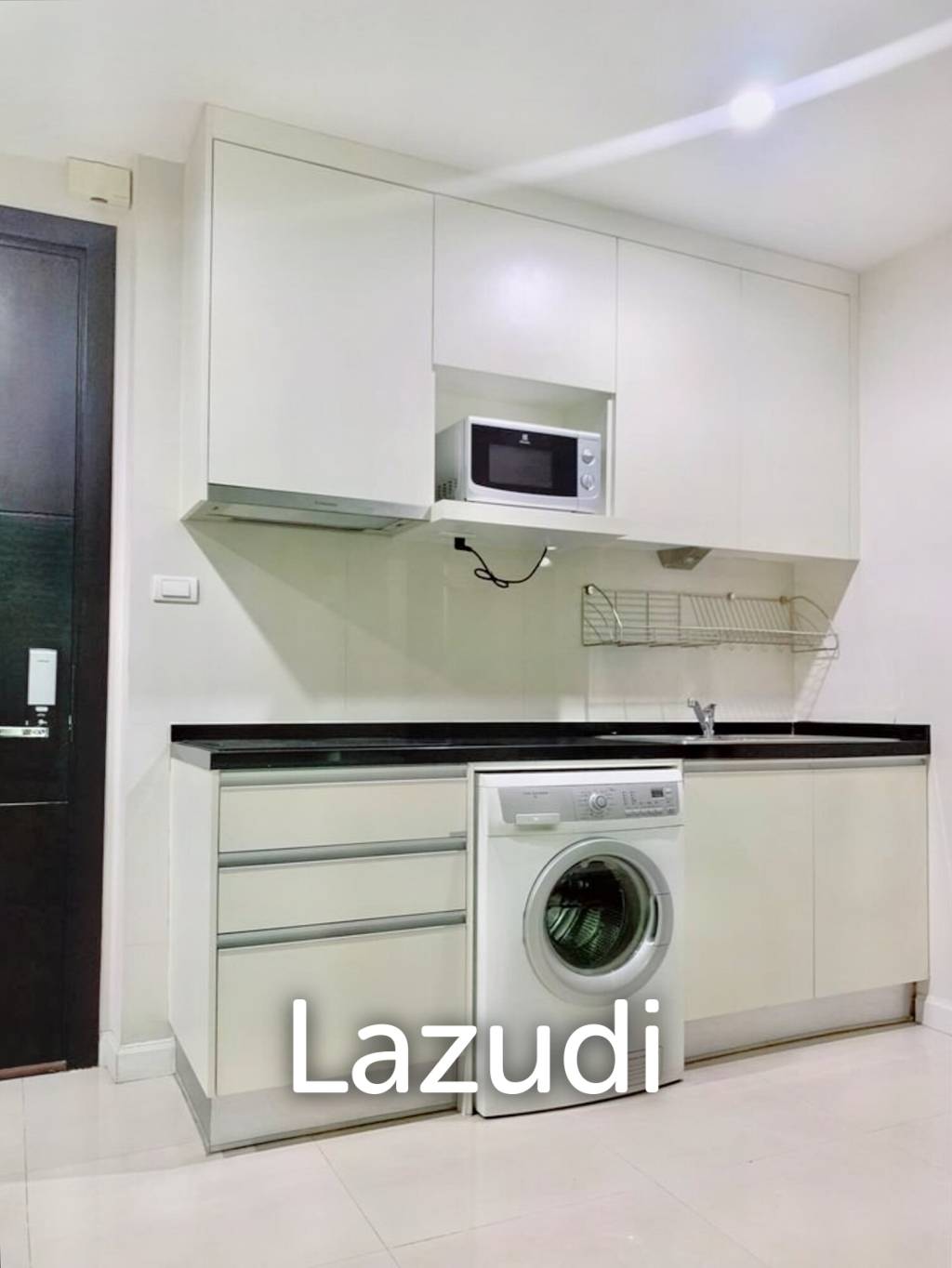 1 Bedroom 1 Bathroom 50 SQ.M O2 Hip
