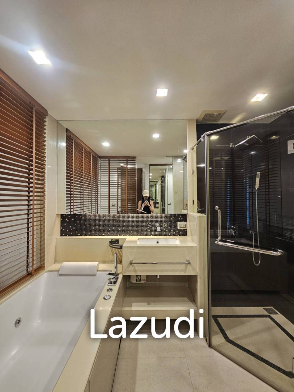 2 Bed 2 Bath 65 SQ.M The Address Sathorn