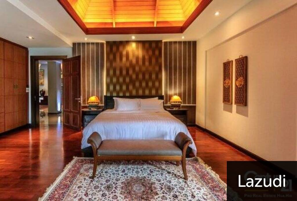 PALM HILLS HOMES : Outstanding Luxury 6 Pool Villa on Golf Course PALM HILLS HOMES : Outstanding Luxury 6 Pool Villa on Golf Course