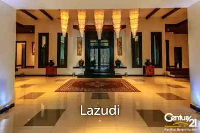 PALM HILLS HOMES : Outstanding Luxury 6 Pool Villa on Golf Course