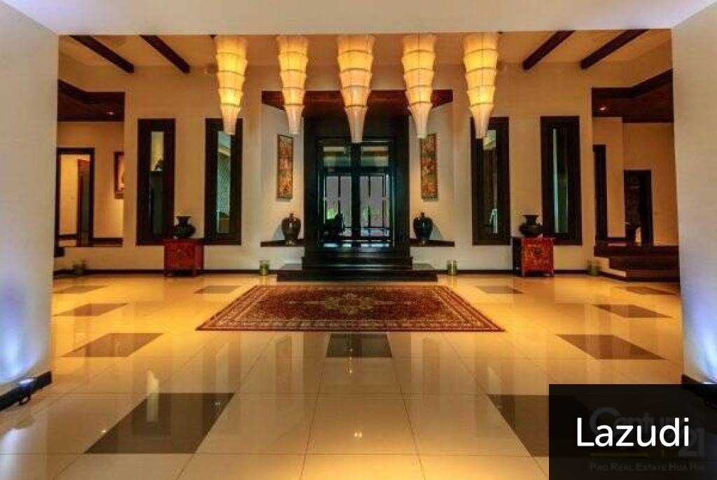 PALM HILLS HOMES : Outstanding Luxury 6 Pool Villa on Golf Course PALM HILLS HOMES : Outstanding Luxury 6 Pool Villa on Golf Course