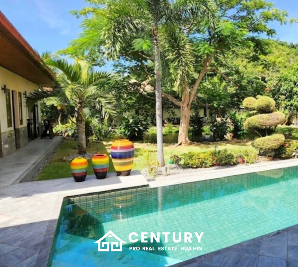 HANA VILLAGE 3  : 5 bed pool villa