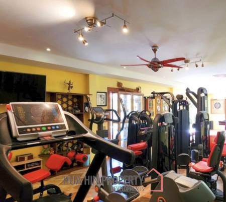 HANA VILLAGE 3  : 5 bed pool villa