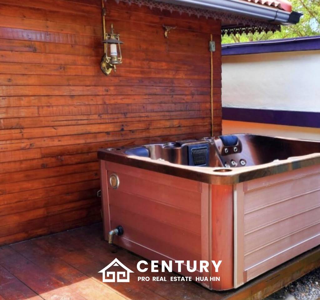 HANA VILLAGE 3  : 5 bed pool villa