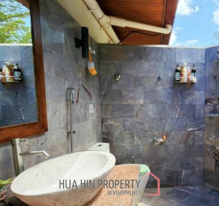 HANA VILLAGE 3  : 5 bed pool villa
