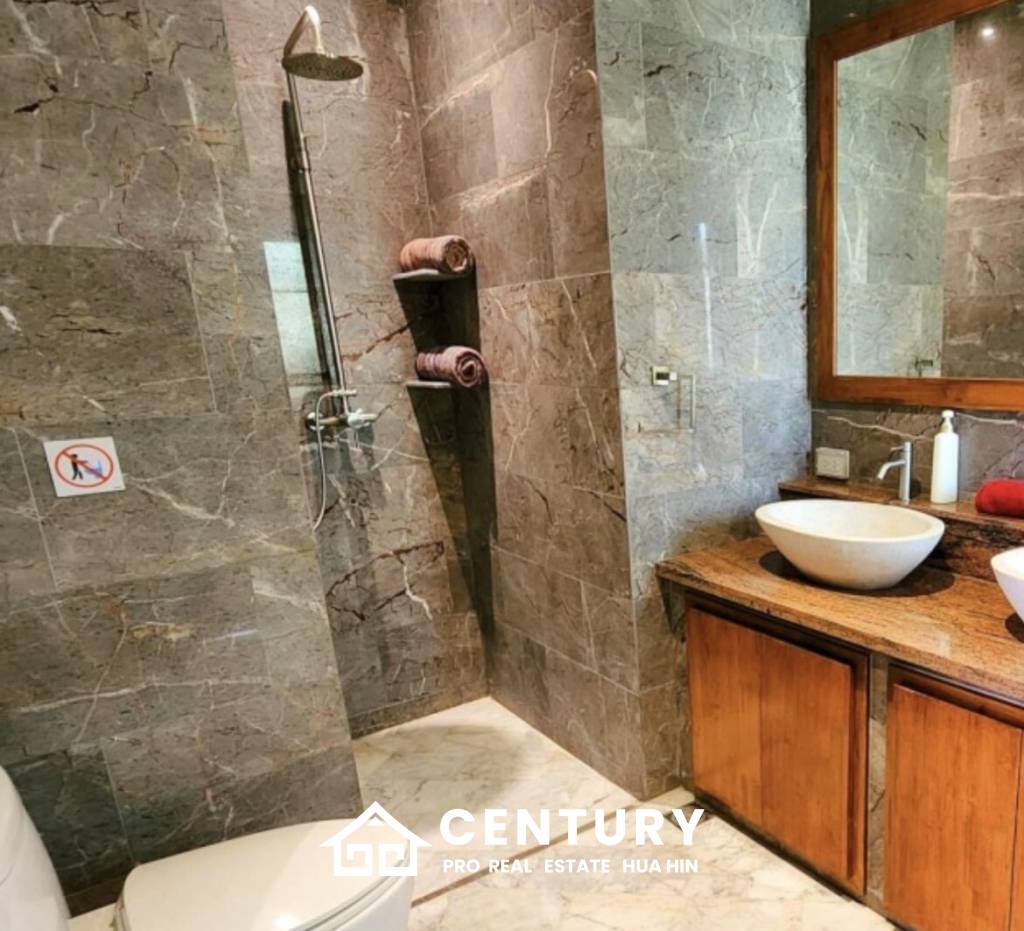 HANA VILLAGE 3  : 5 bed pool villa