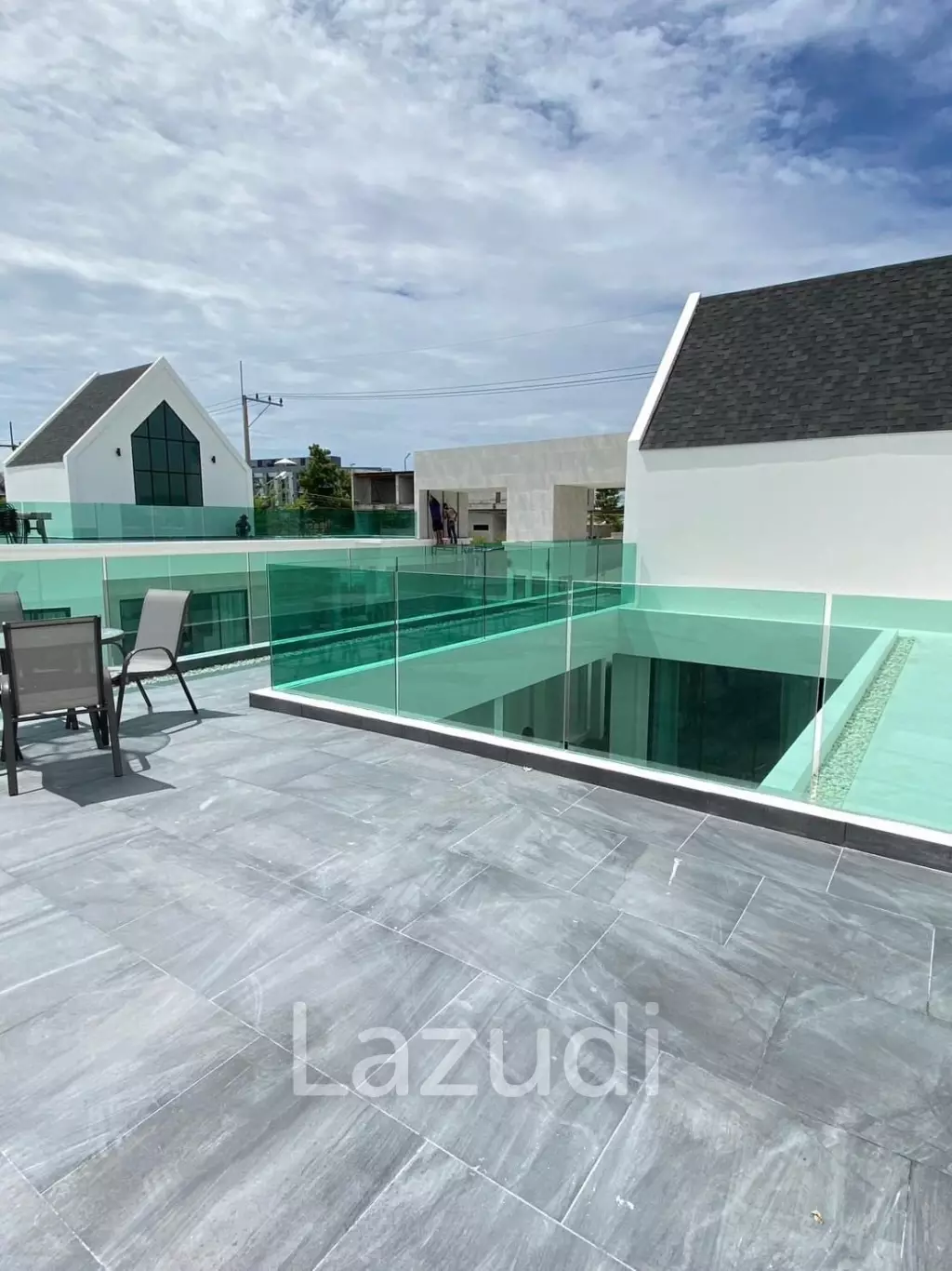 3 Bed 4 Bath 368.09 SQ.M. Larelana Villa