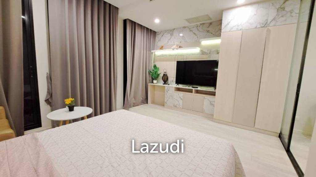 1 Bed 1 Bath 45 SQ.M Noble Ploenchit