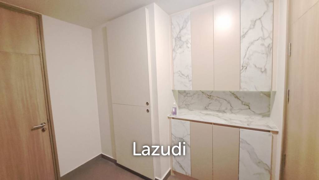 1 Bed 1 Bath 45 SQ.M Noble Ploenchit