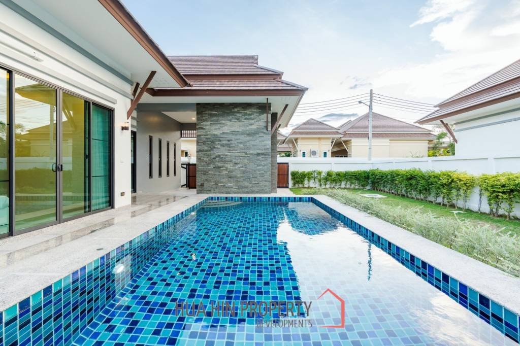 3 Bed 3 Bath 180 SQ.M Plumeria Pool Villa Hua Hin