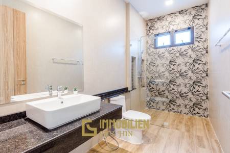 468 metro cuadrado 3 ` 3 Baño Villa de Venta