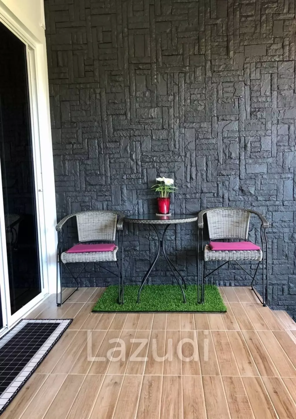 Cozy 3 Bed Viila for sale