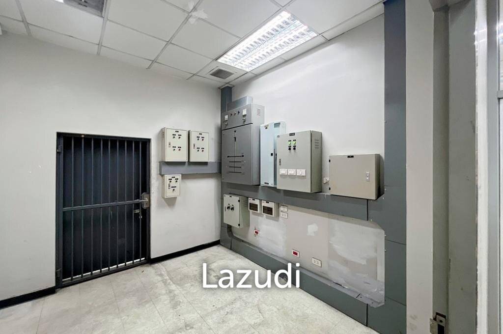 Prime Retail Spaces for Rent on Yaowarat Road, Chinatown Bangkok - Unbeatable Location