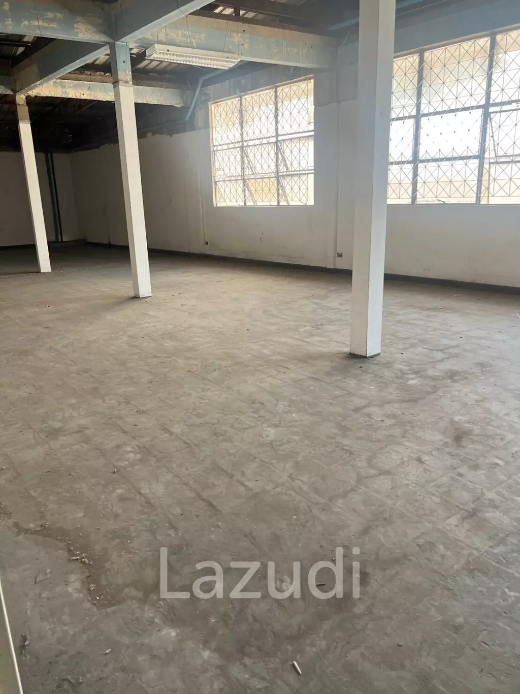 Prime Retail Spaces for Rent on Yaowarat Road, Chinatown Bangkok - Unbeatable Location