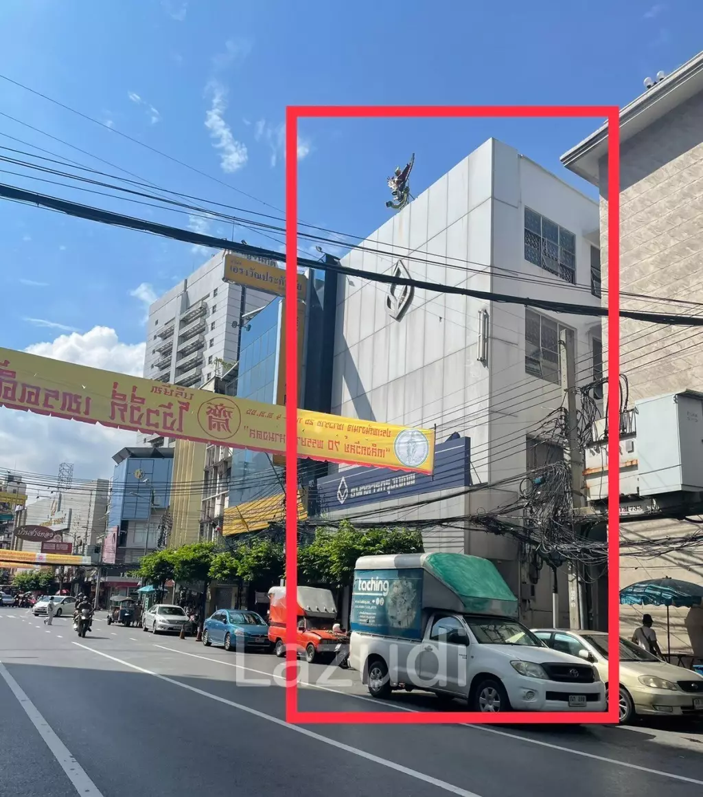 Prime Retail Spaces for Rent on Yaowarat Road, Chinatown Bangkok - Unbeatable Location