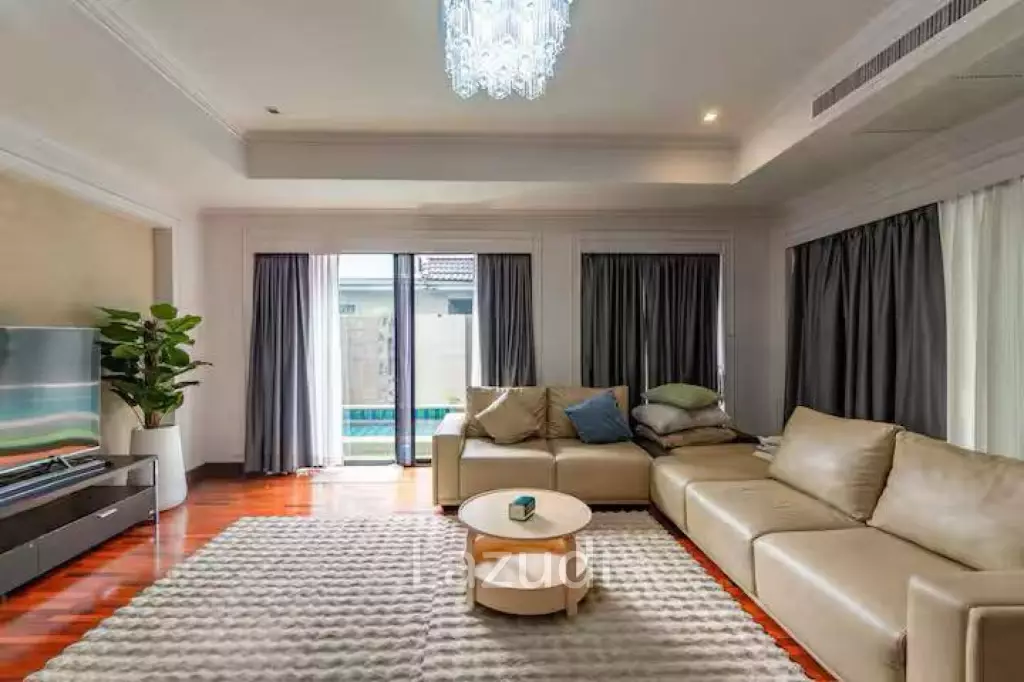 5 Bed 5 Bath 456 SQ.M Noble House Thonglor 25