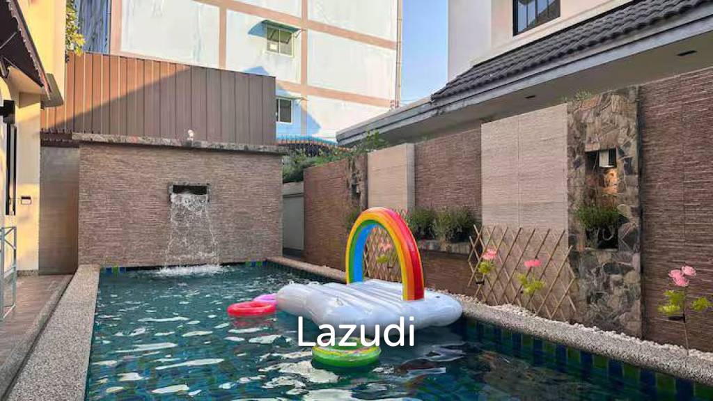 5 Bed 5 Bath 456 SQ.M Noble House Thonglor 25