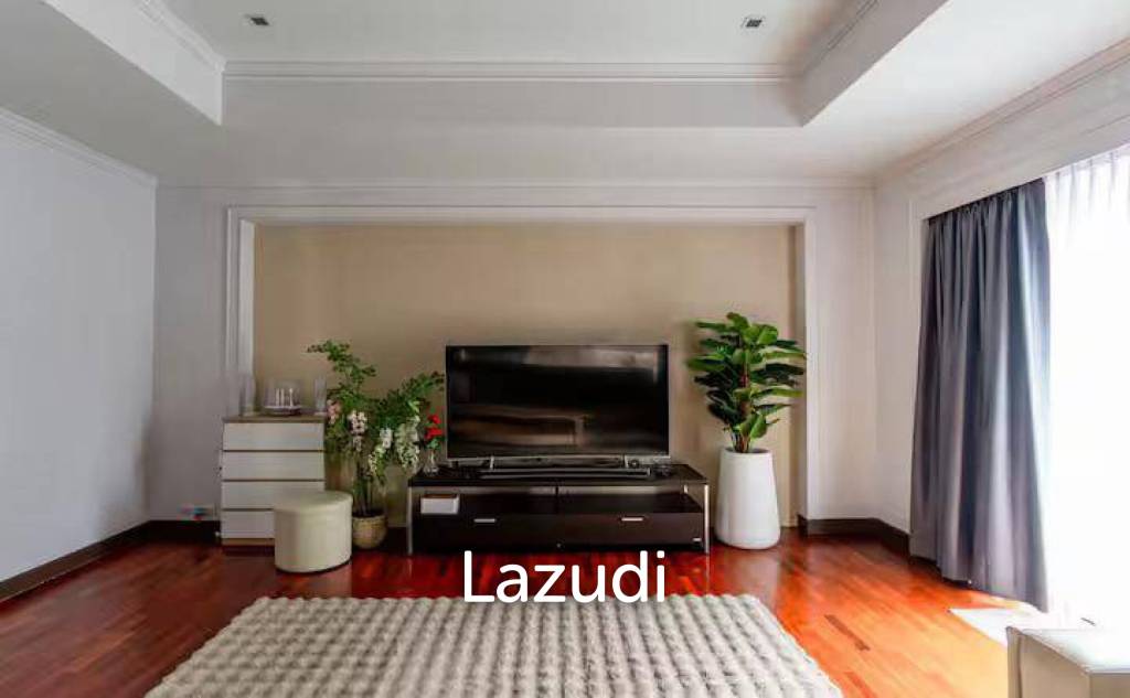 5 Bed 5 Bath 456 SQ.M Noble House Thonglor 25