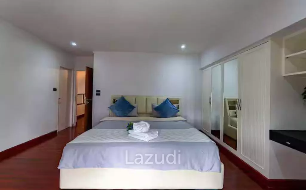 5 Bed 5 Bath 456 SQ.M Noble House Thonglor 25