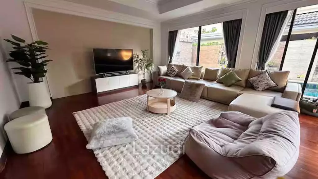 5 Bed 5 Bath 456 SQ.M Noble House Thonglor 25