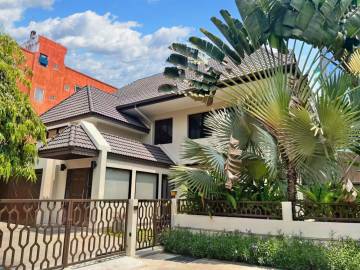 5 Bed 5 Bath 456 SQ.M Noble House Thonglor 25
