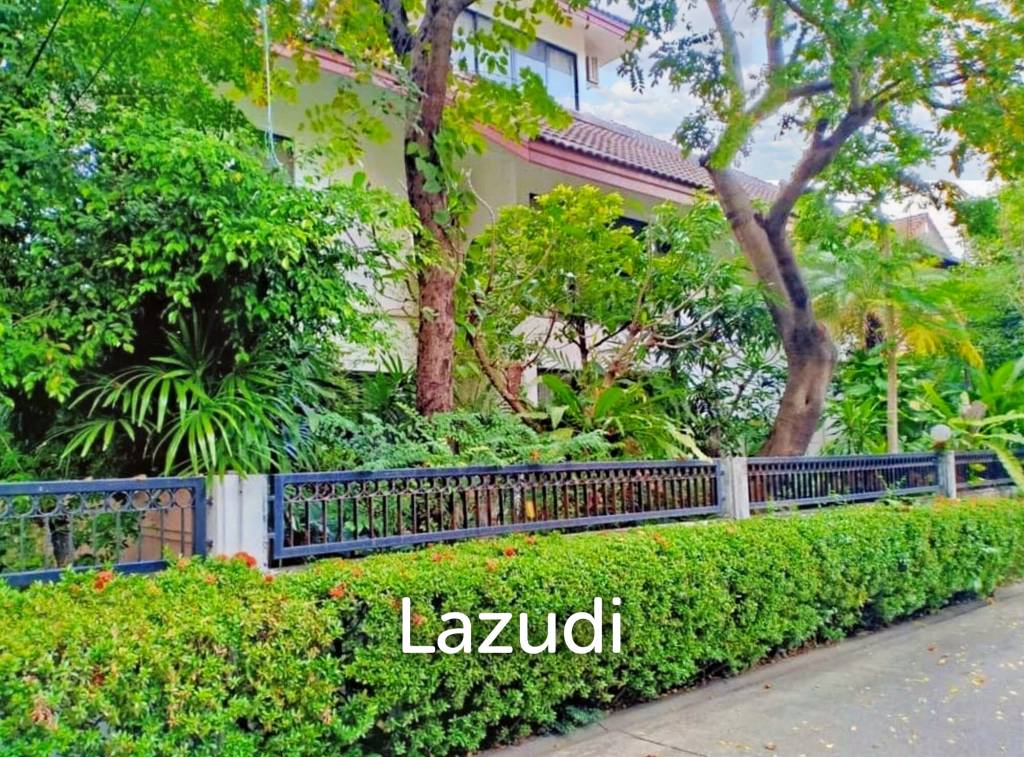 5 Bed 5 Bath 344 SQ.M Noble House Thonglor 25