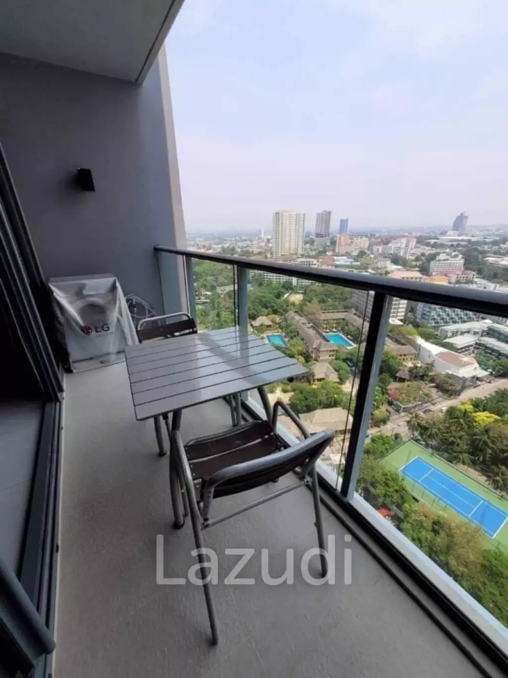 1 Bedroom 1 Bathroom 49.03 Sqm. Zire Wongamat.