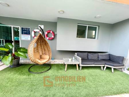 My Style Condo: 1-Schlafzimmer-Eigentumswohnung mit direktem Poolzugang