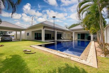 Gold A : 4 Bedroom Pool Villa For Sale