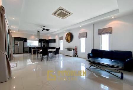 Gold A: 4 Schlafzimmer Pool Villa