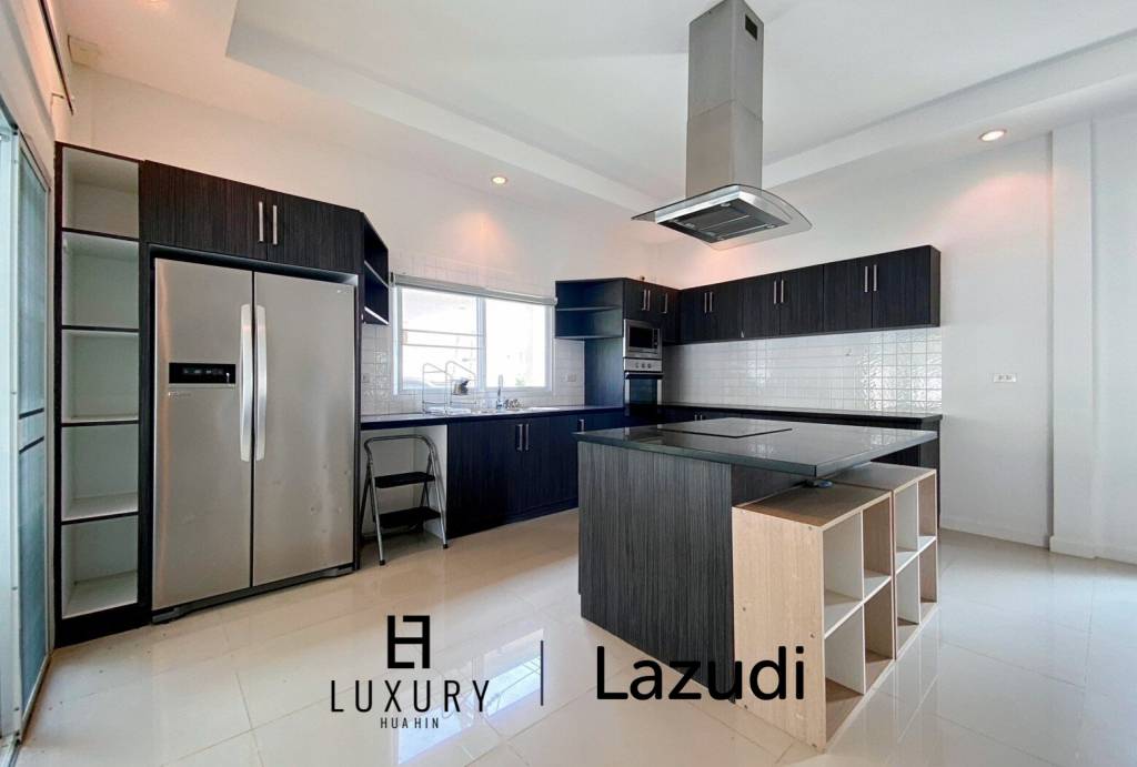 Gold A : 4 Bedroom Pool Villa For Sale