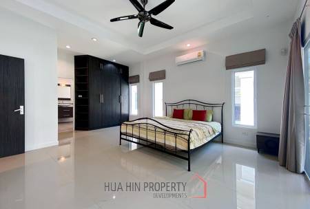 Gold A : 4 Bedroom Pool Villa For Sale