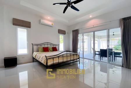 Gold A: 4 Schlafzimmer Pool Villa