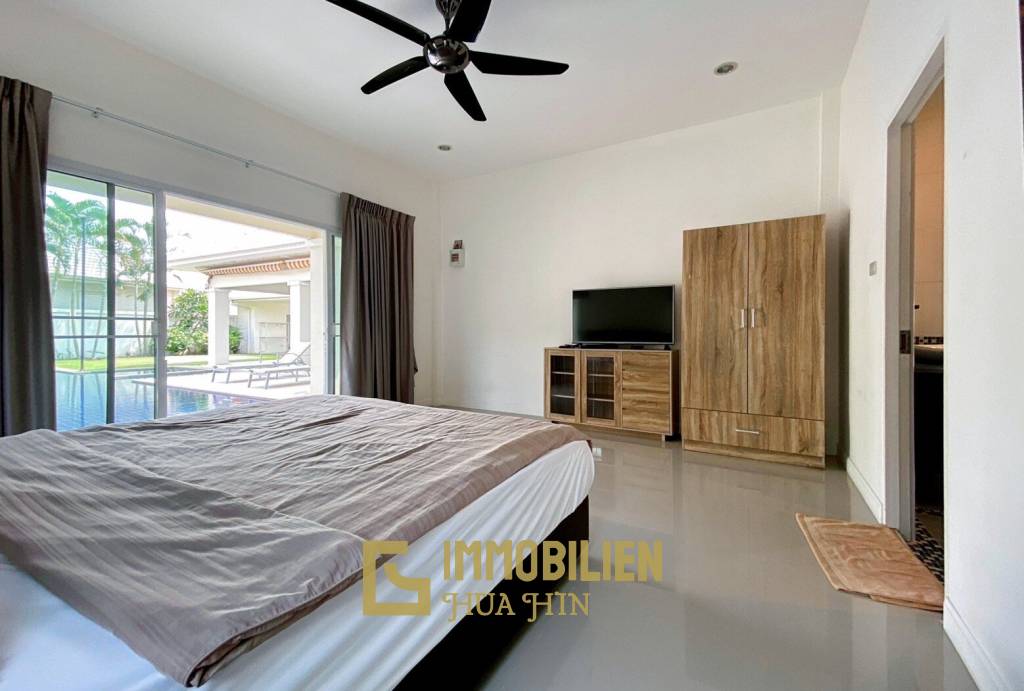 Gold A: 4 Schlafzimmer Pool Villa